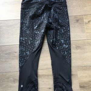Lululemon run inspire crop. Great condition
